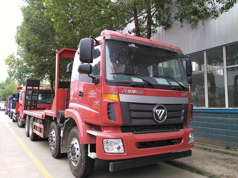 福田前四后八挖掘機平板運輸車